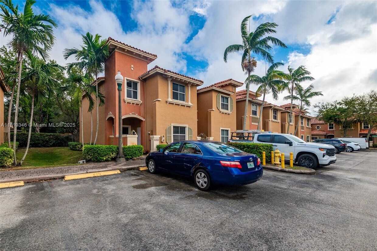 Foto principal - 4958 White Mangrove Way E
