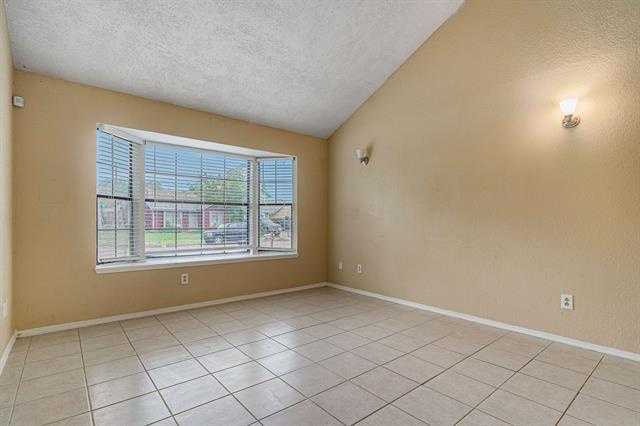 Foto del edificio - 10359 Chelmsford Dr