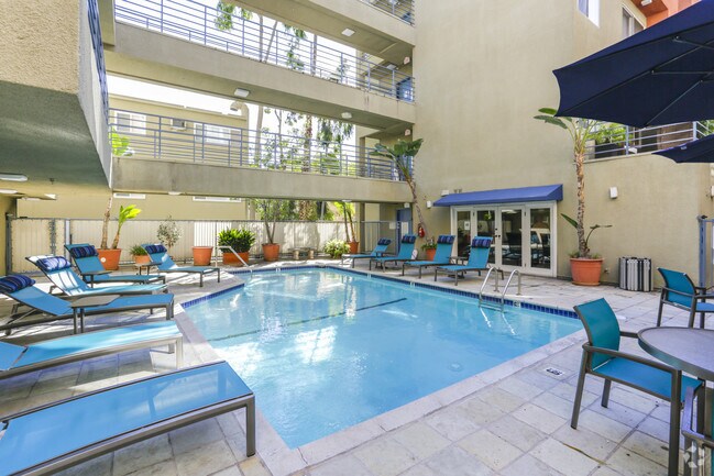 Piscina - Hollywood Place