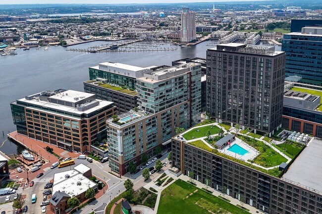 Foto del edificio - Allied Harbor Point - old