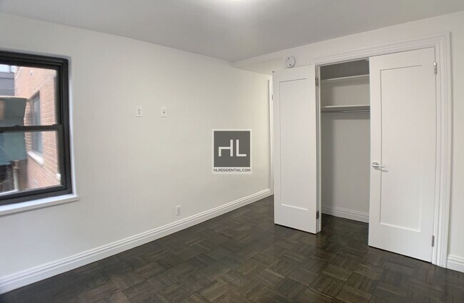 Foto del edificio - EAST 56 STREET