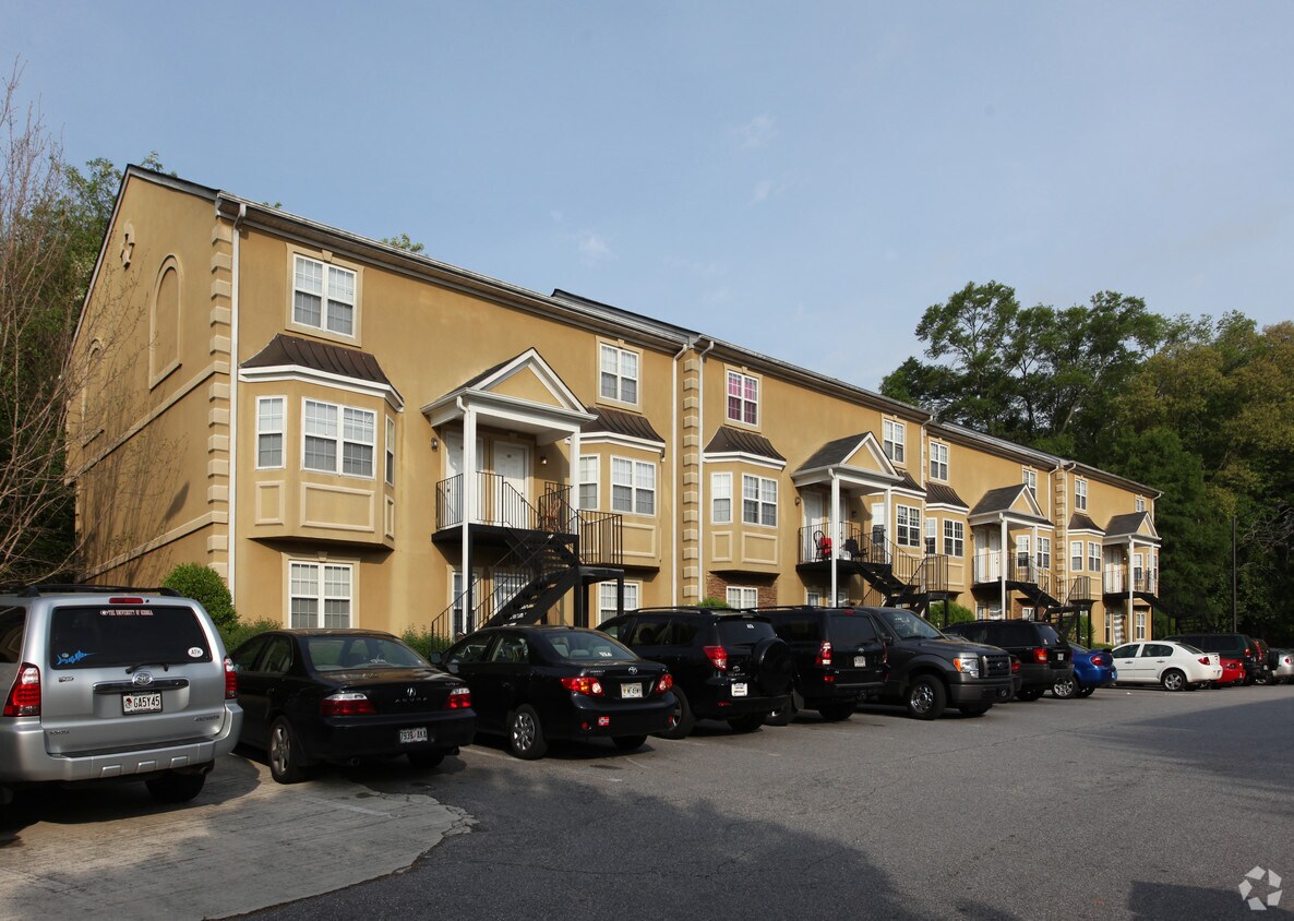Primary Photo - Whistlebury (Student Housing)