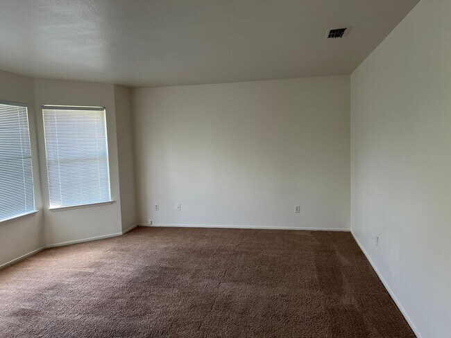 Foto del edificio - Available Now, Adorable North Oak Park Dup...