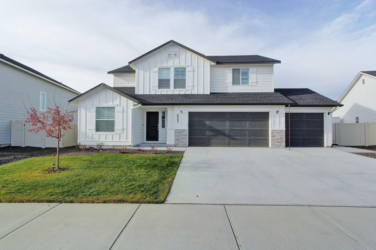 Primary Photo - 6587 S Memory Wy