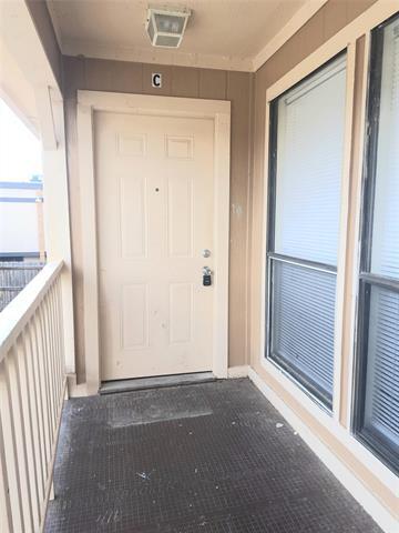 Foto del edificio - 8109 Foxfire Ln