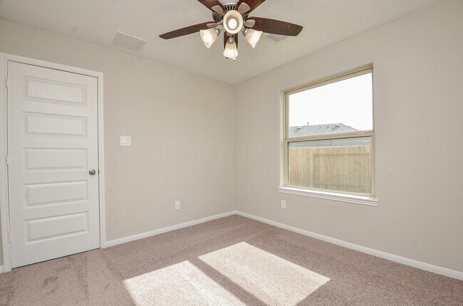 Foto del edificio - 3931 Moreland Branch Ln