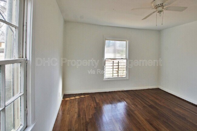 Foto del edificio - 1257 Lorenzo Dr SW