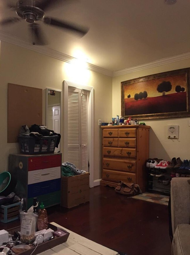 Foto del edificio - 822 9th St NE