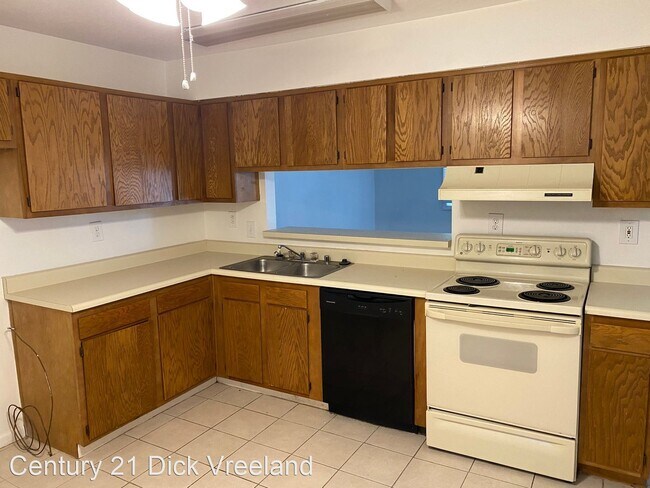 Building Photo - 2 br, 1 bath House - 4801 St Leo Place