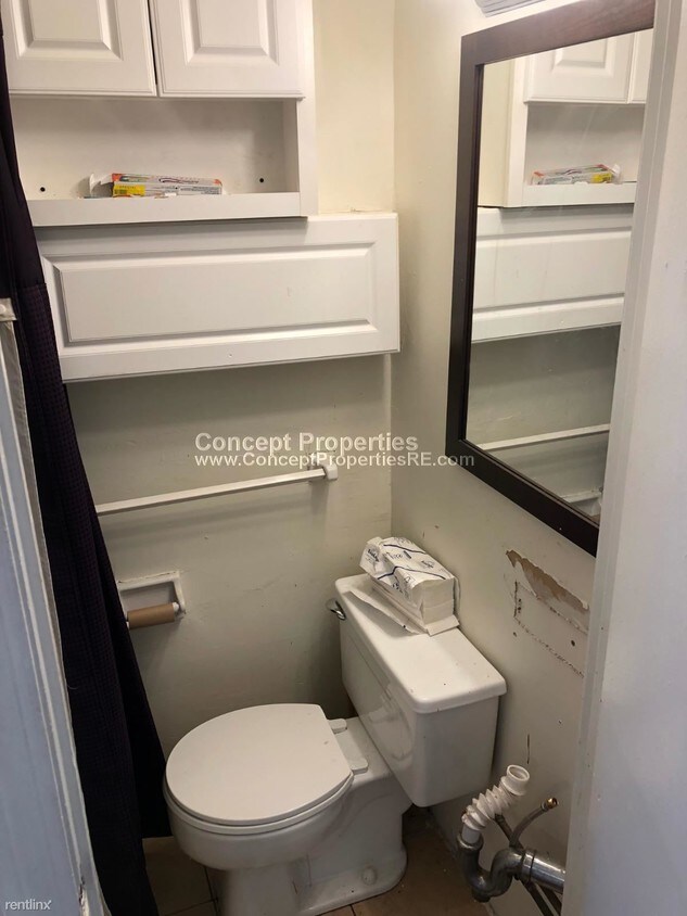 Building Photo - Studio, 2 bath  - 10 Wait St Apt 200C