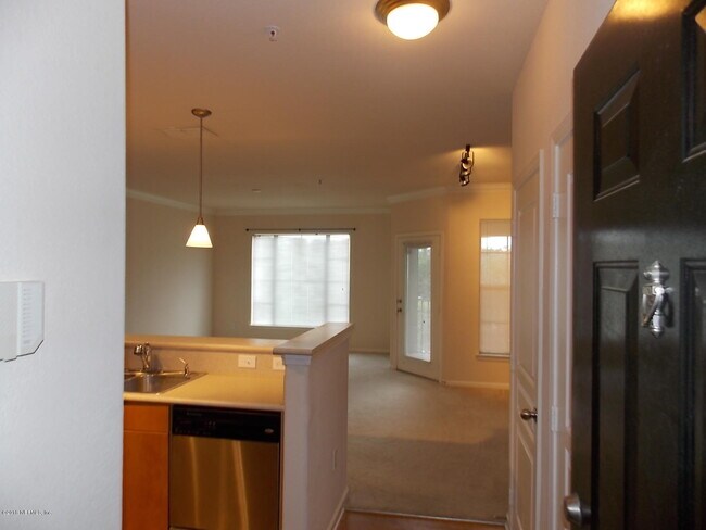 Foto del edificio - 1001 Monument Rd