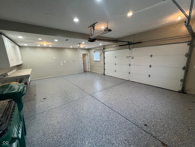 Foto del edificio - 344 W Columbine Ln