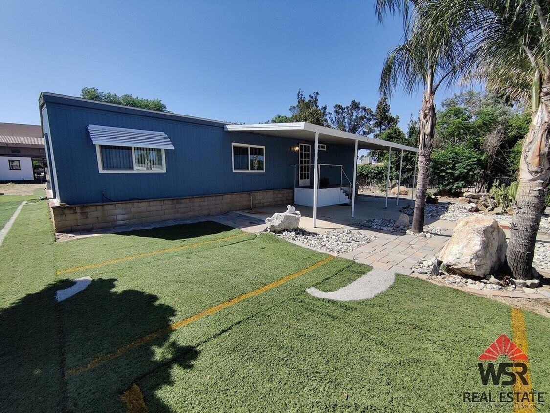 Primary Photo - 3 Bedroom Home in Lake Elsinore