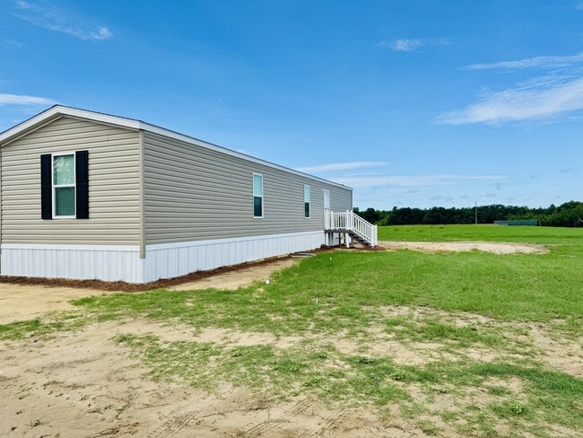 Building Photo - 123 Blissful Ct