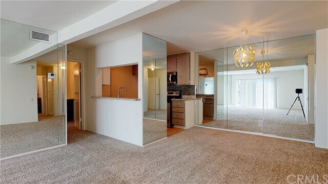 Building Photo - 5460 White Oak Ave