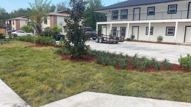 Foto del edificio - 2201 Conway Dr