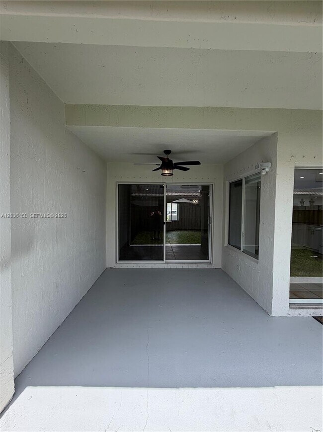Foto del edificio - 7455 SW 162nd Pl