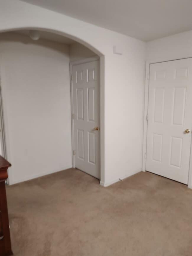 Building Photo - 2223 Sierra Santiago