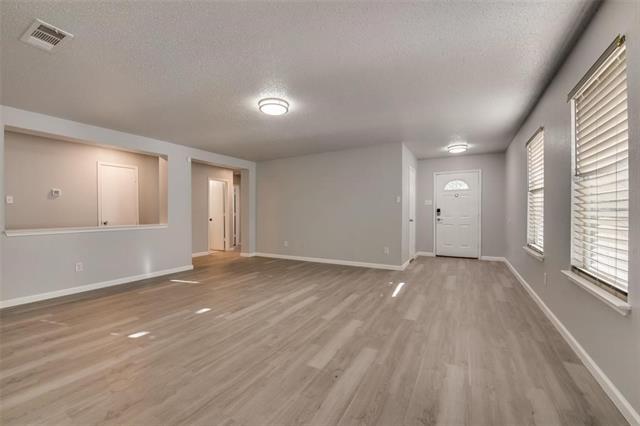 Foto del edificio - 510 Burleson St