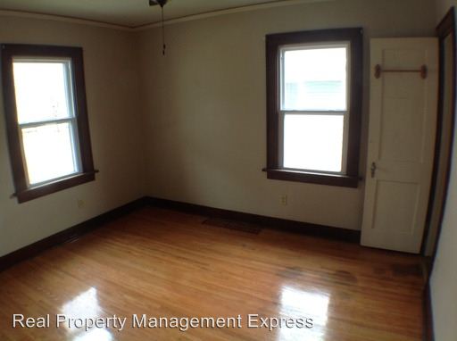 Building Photo - 315 W 30th St