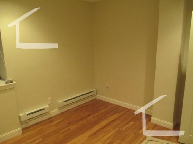 Building Photo - 49 Westland Ave