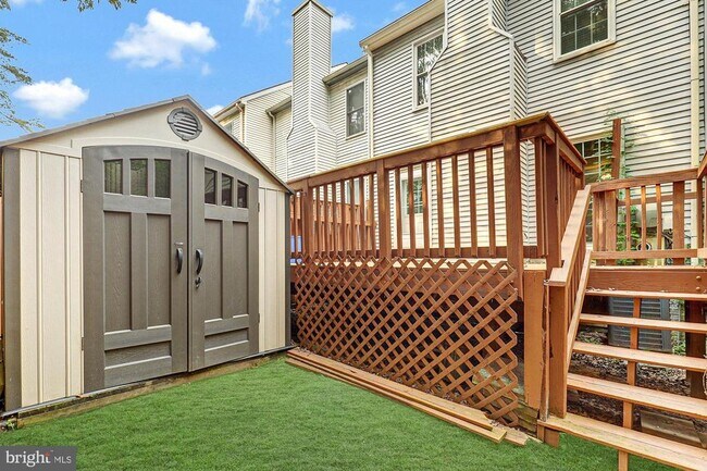 Building Photo - 4207 Devonwood Way