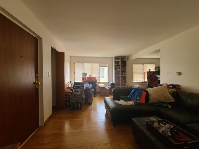 Foto del edificio - 4252 W Lawrence Ave