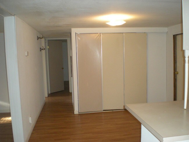 Building Photo - 7704 Atchinson Dr SE