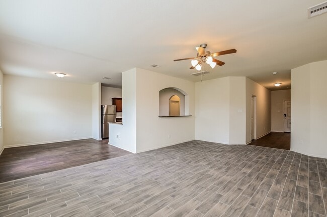 Foto del edificio - 26051 Allan Poe Dr