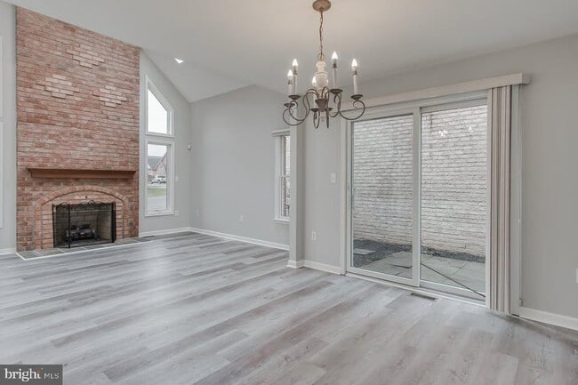 Building Photo - 20421 Kings Crest Blvd