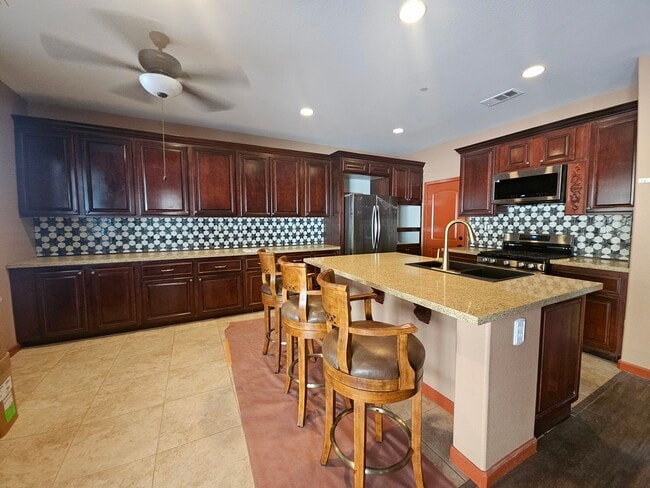 Foto del edificio - 12164 Dewar Dr