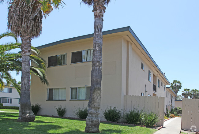 Building Photo - Casa Hermosa
