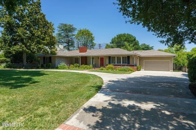 Building Photo - 4 br, 2 bath House - 4644 Vineta Ave