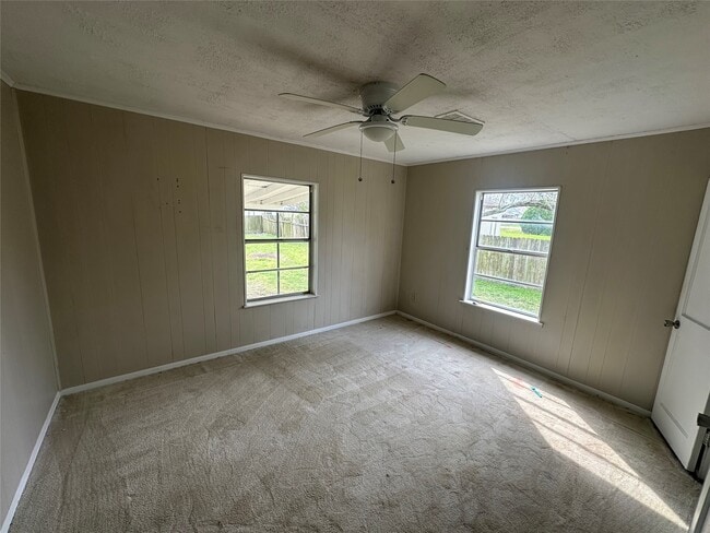 Building Photo - 416 Illinois St