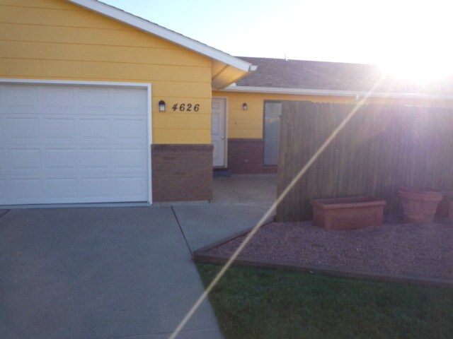 Foto principal - 4626 Murphy Ave