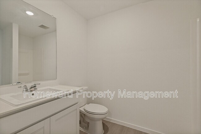 Foto del edificio - 1037 Bishop Creek Dr