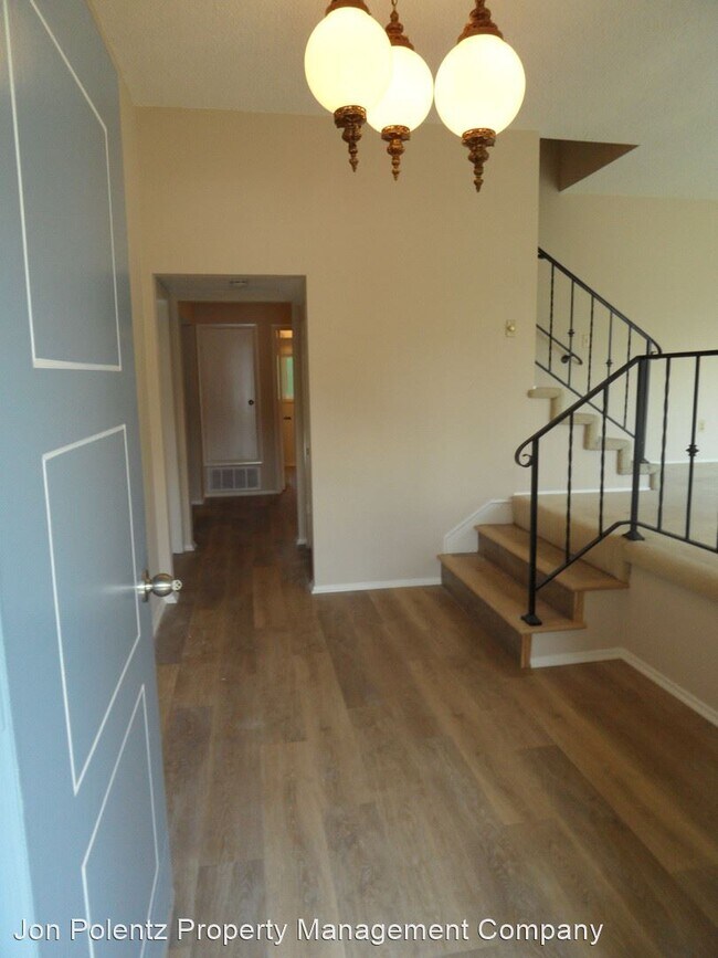 Building Photo - 3 br, 2.5 bath House - 2110 Millwood St.