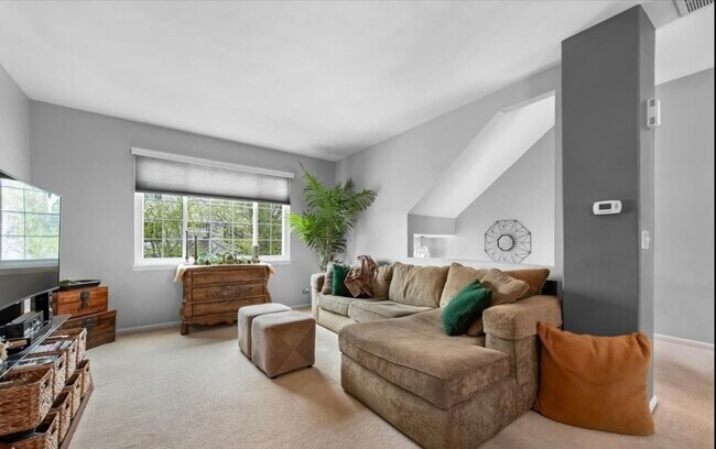 Foto del edificio - 3385 Ravinia Cir