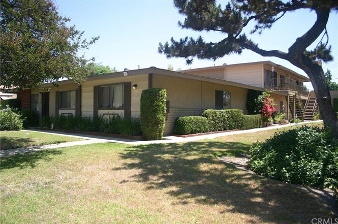 Building Photo - 502 Towne Ave