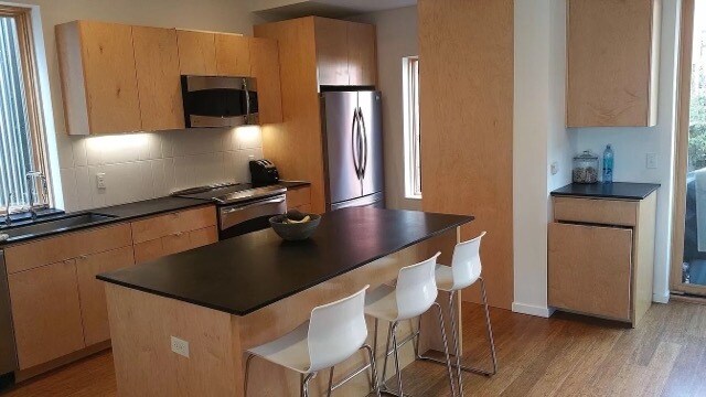 Foto del edificio - 452 Grow Ave NW