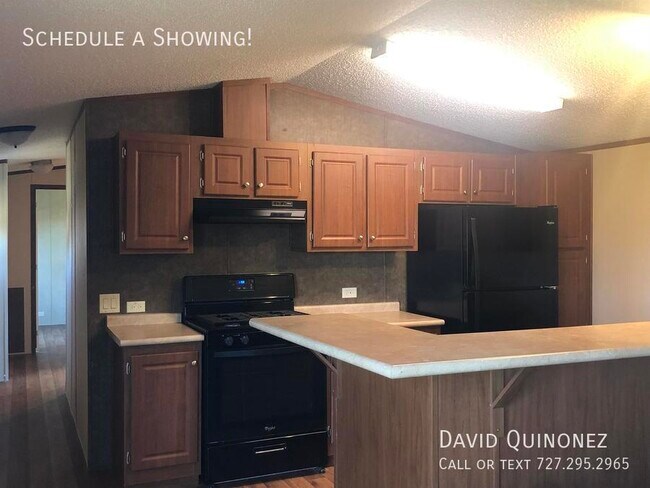 Foto del edificio - Sale Prices Starting at: $49,900 or Lease ...