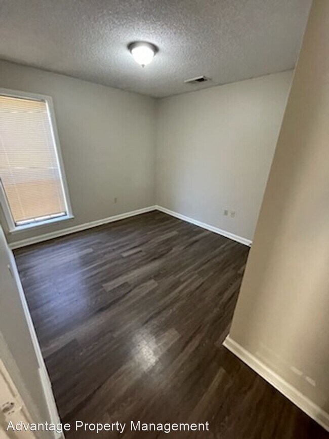 Foto del edificio - 3 br, 2 bath House - 7374 Twiller Cv.