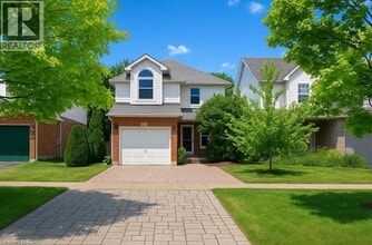 Building Photo - 255 Pineland Pl
