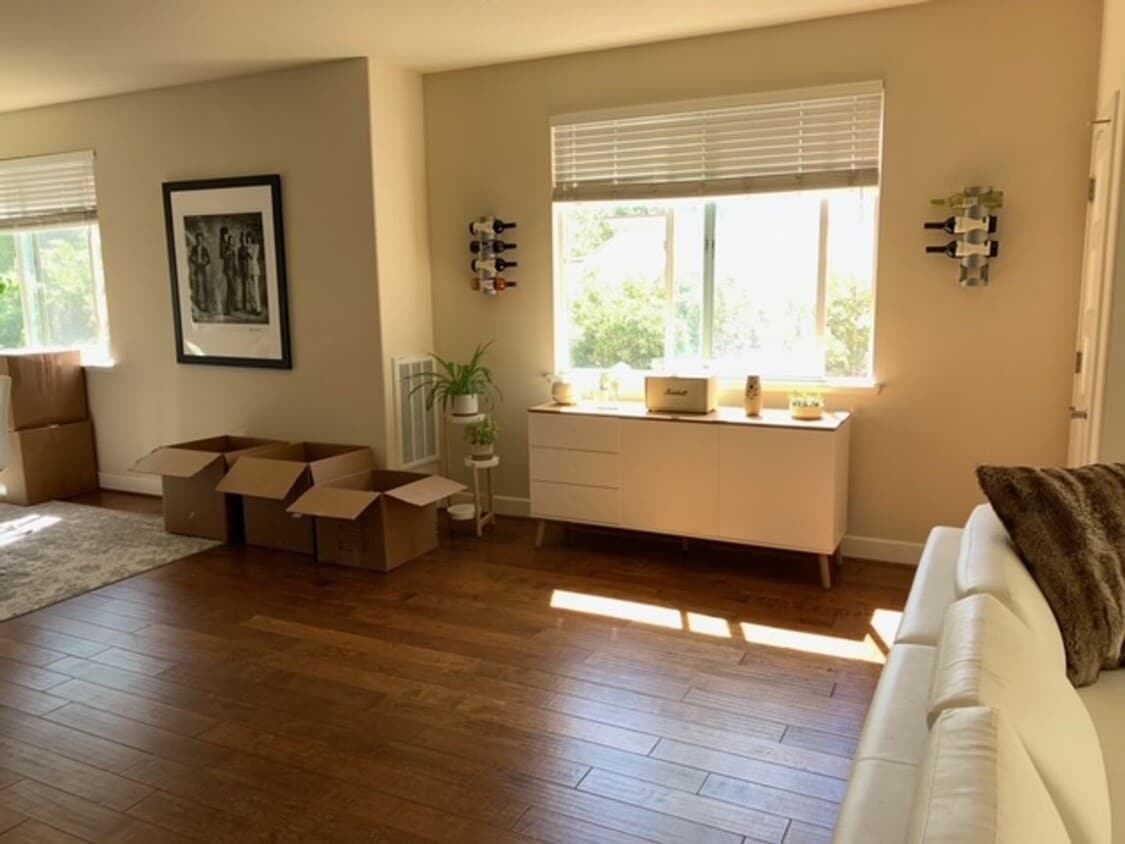 Foto del edificio - 6604 Adare Ln