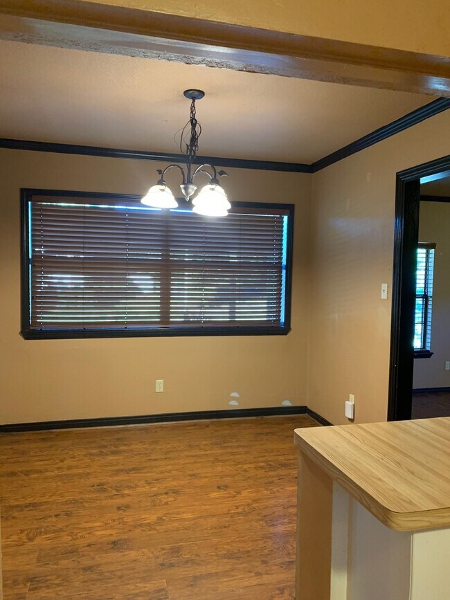 Foto del edificio - 3420 N 55th St