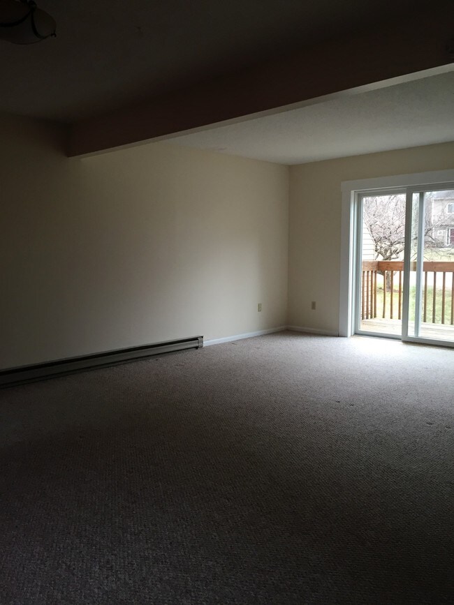 Foto del edificio - B1 Stonehedge Dr