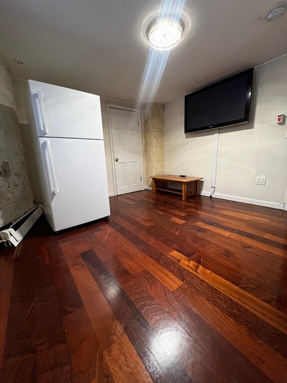 Foto del edificio - 24 Farrington Ave