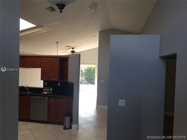 Foto del edificio - 3650 Marlberry Ln
