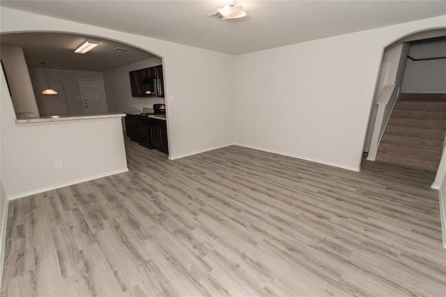 Building Photo - 1116 Marquis Dr