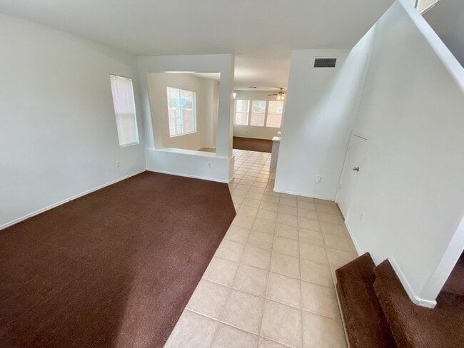 Building Photo - Beautiful Maricopa 3 Bedroom 2 Bath Home